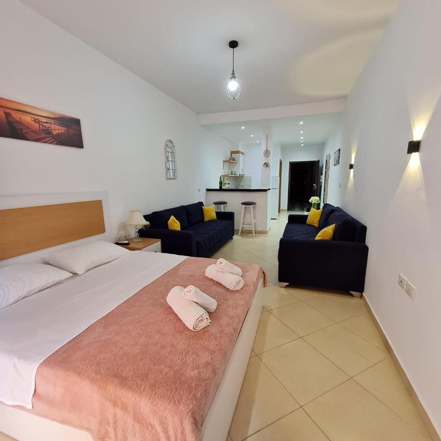 Studio By The Beach - Vlore Exterior photo