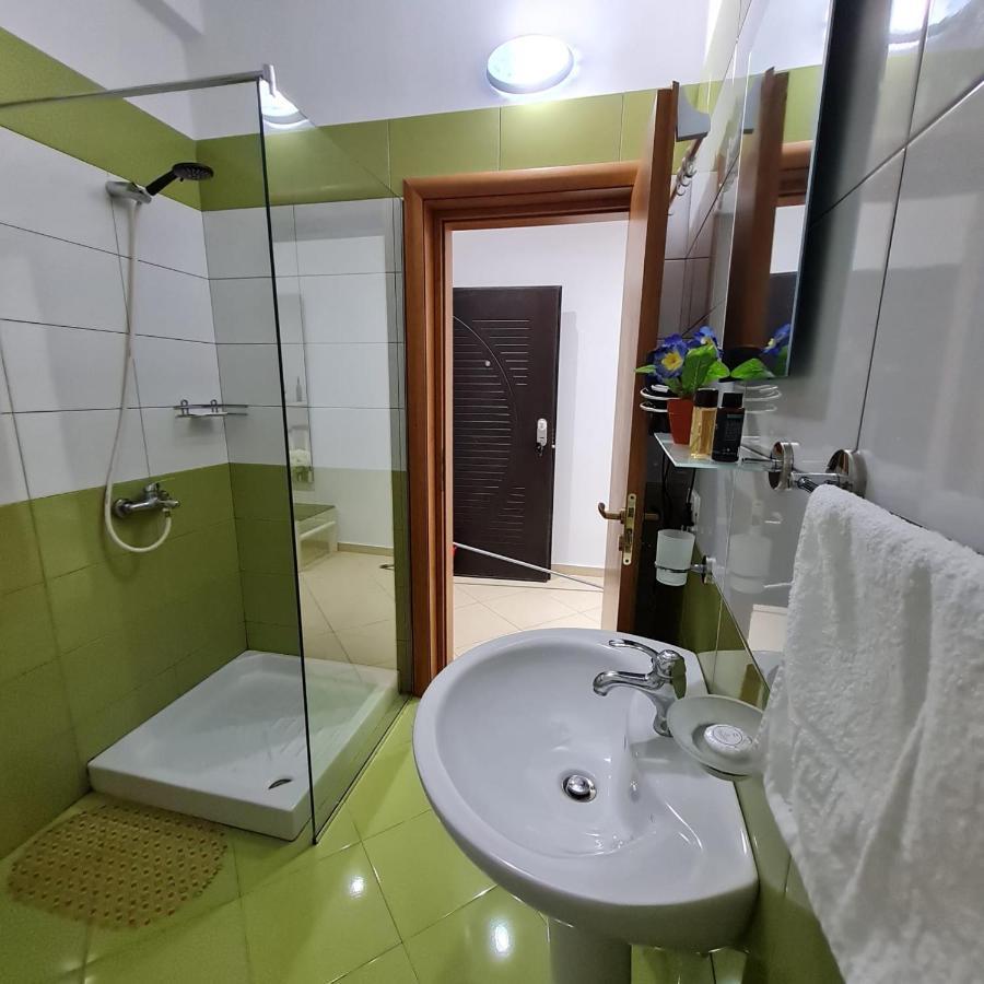 Studio By The Beach - Vlore Exterior photo
